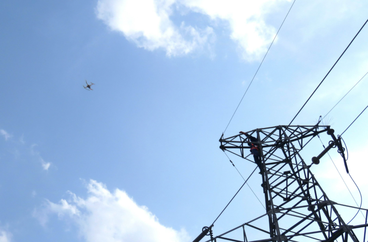 無(wú)人機(jī)巡檢助力甘肅金昌變電站故障排查(圖1)